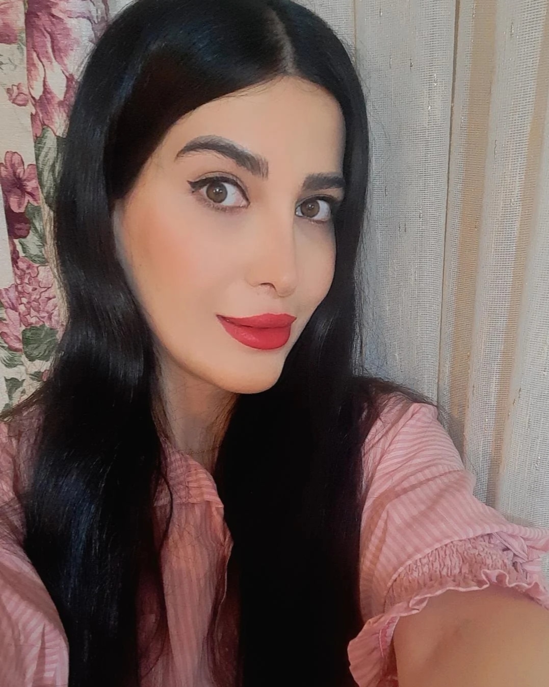 هانیه اسحاقی