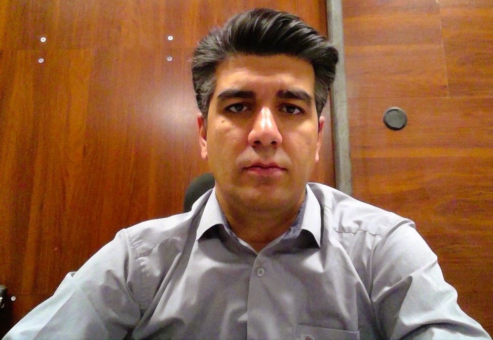 سینا بحرینی