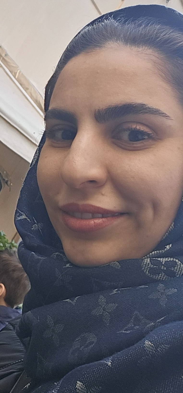 نرگس قهرمانی