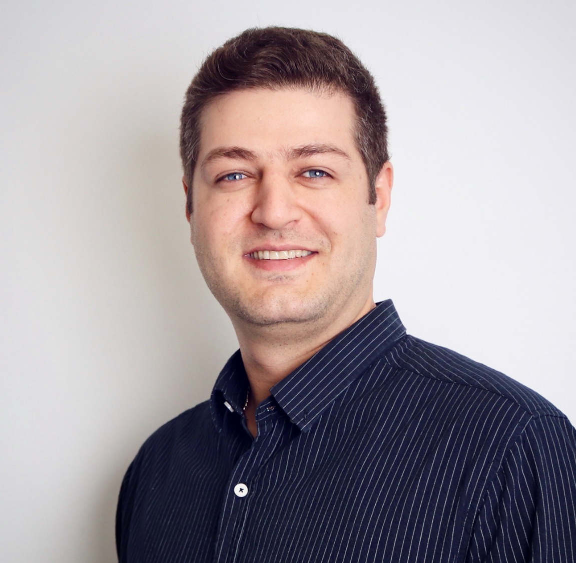 پوریا دلیری