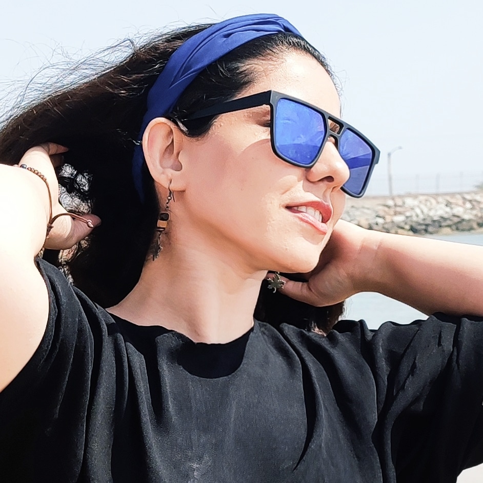 زهرا جوکار.