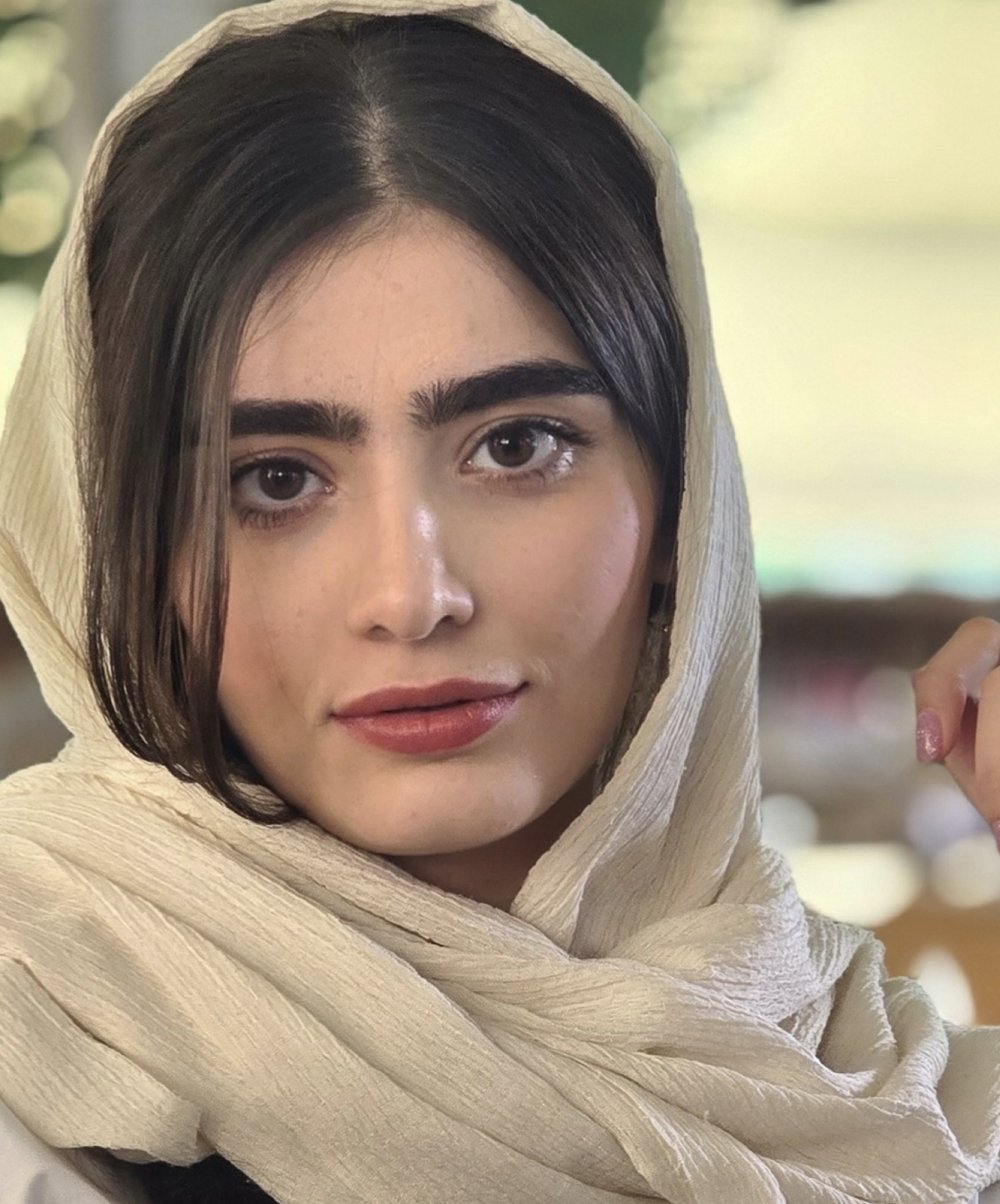 نگین عسگری